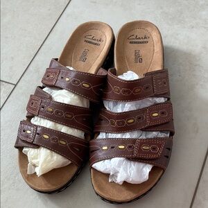 Clarks Leather Sandals in Brown with Gold Details and Velcro Adjustable Leather